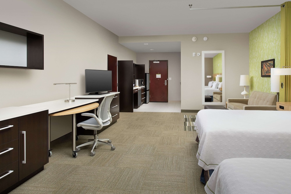 Home2 Suites by Hilton Lake City - photo 10