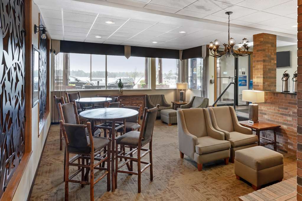 Best Western Plus Concord Inn - photo 40