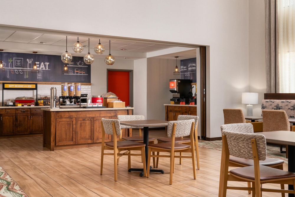 Hampton Inn & Suites Whitefish - photo 23
