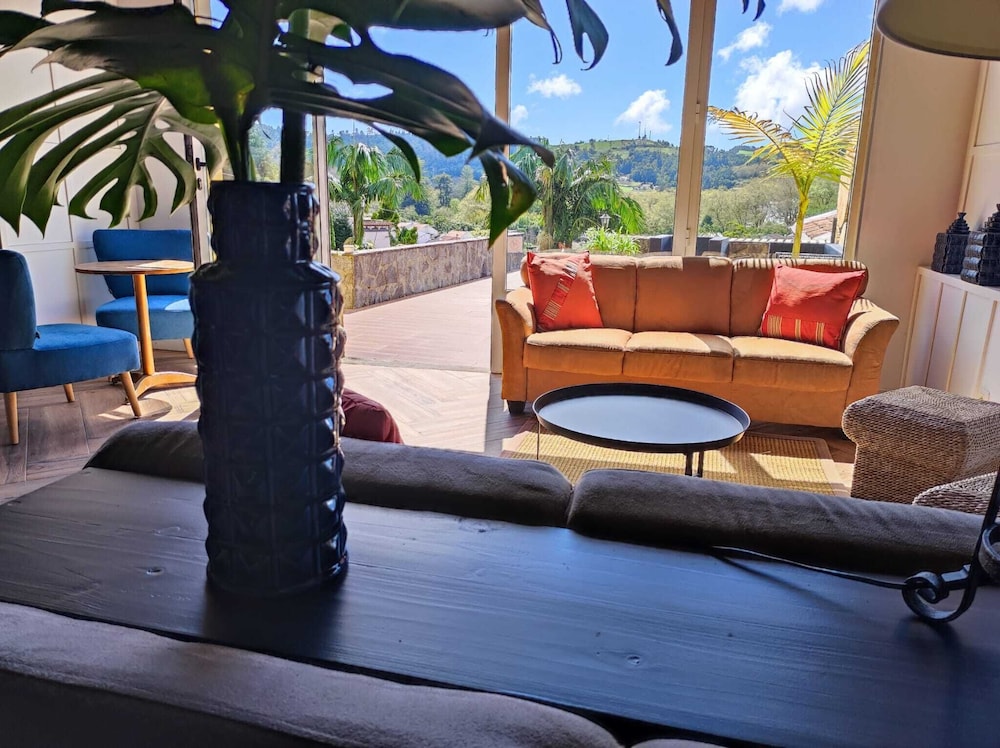 Hotel Vista do Vale — hotel in Povoacao