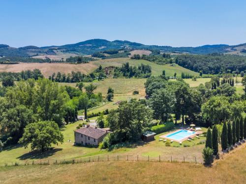 Podere S Giovanni — 4-Star Luxury Hotel in Casole D'elsa, Italy