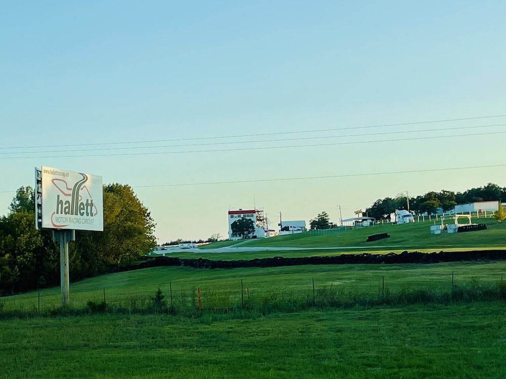 Holiday Inn Express & Suites Tulsa West Sand Springs by IHG - photo 40