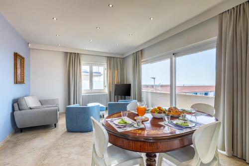 Viareggio Suite Sea View Apartment — 4-Star Luxury Hotel in Viareggio, Italy