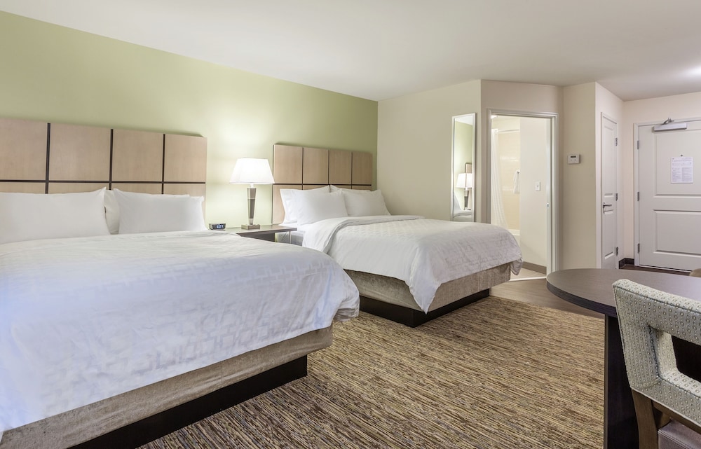 Candlewood Suites Davenport by IHG - photo 11