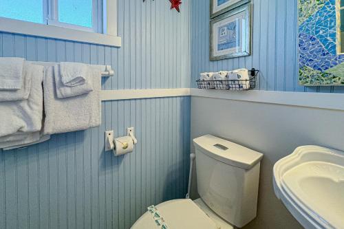 Driftwood Cottage — 4-Star Luxury Hotel in None, United States