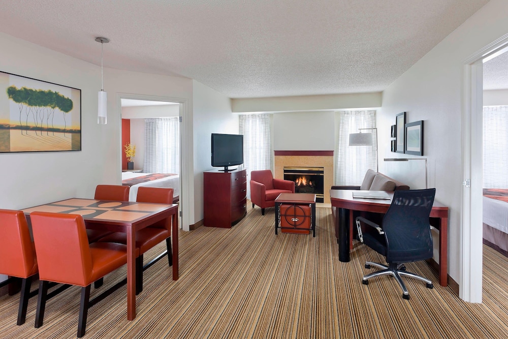 Residence Inn Canton - photo 10
