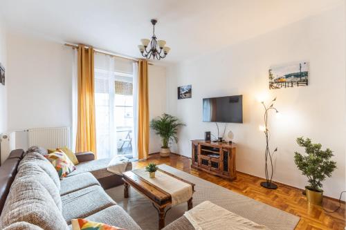 Bright & Spacious Riverside Apartment with Balcony — 4-Star Luxury Hotel in Budapest, Hungary