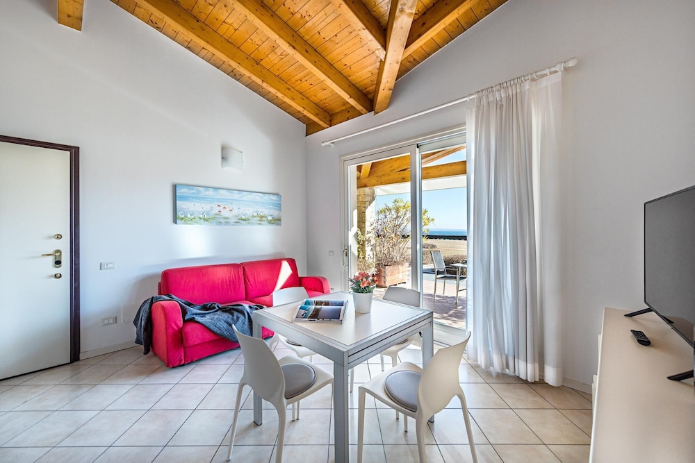 Montecolo Resort 74 Apartment by Wonderful Italy — hotel in Manerba Del Garda
