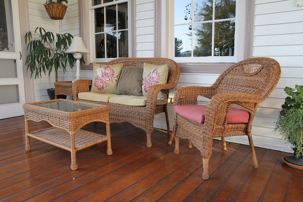 Bybee's Historic Inn - photo 70