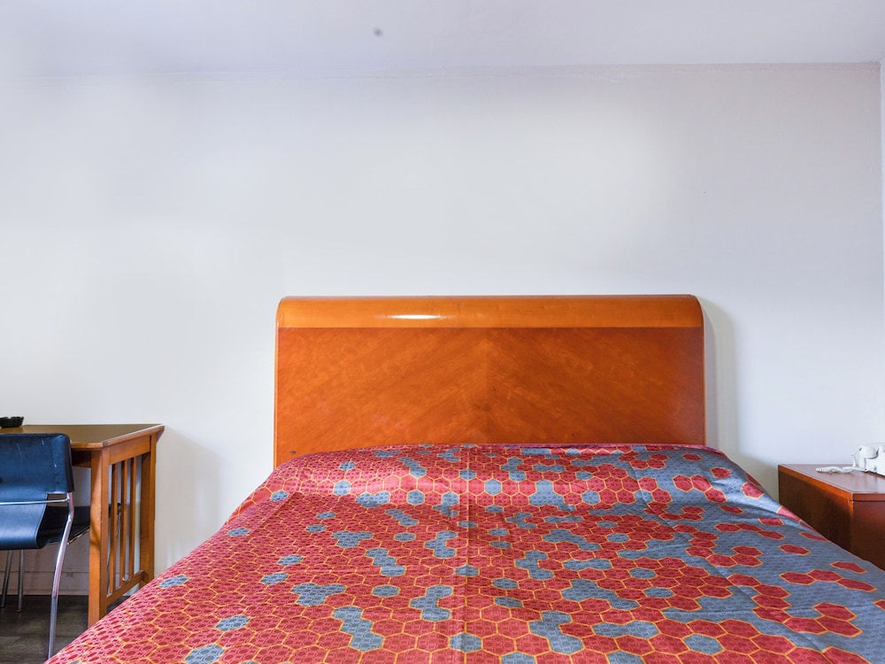 Manor Motel Near Oak Brook Chicago Westchester - photo 18