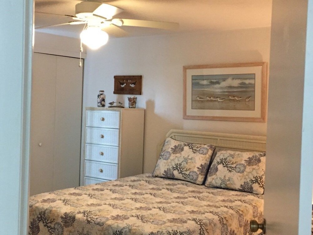 894 Oyster Quay in New Smyrna Beach, United States