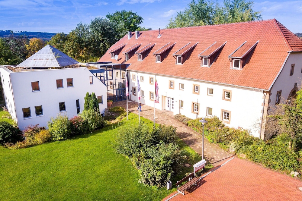 Wohlfuhlhotel Im Schlosspark — Willebadessen