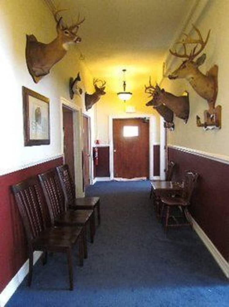 MacArthur Inn - photo 9