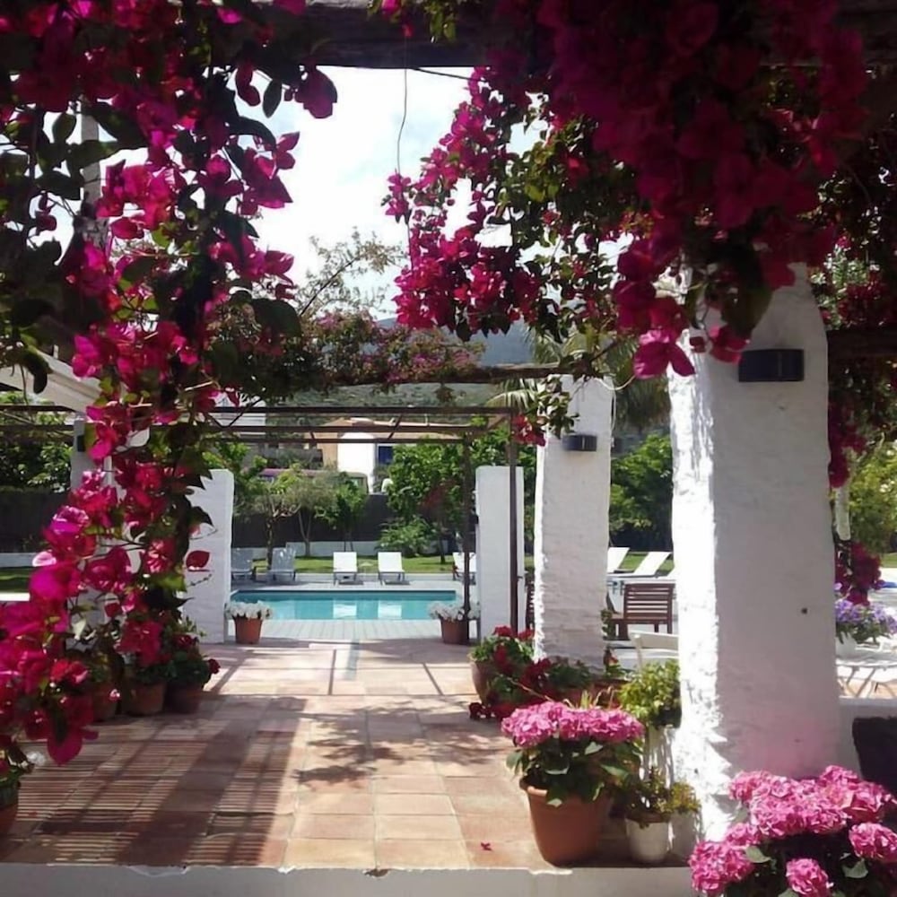 Hotel Boutique Horta d'en Rahola - carbon neutral hotel in Cadaques