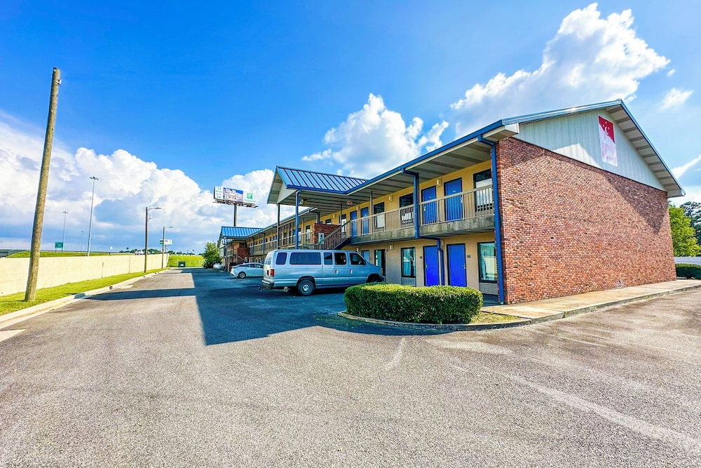 Hahira Inn By OYO near Valdosta - featured photo