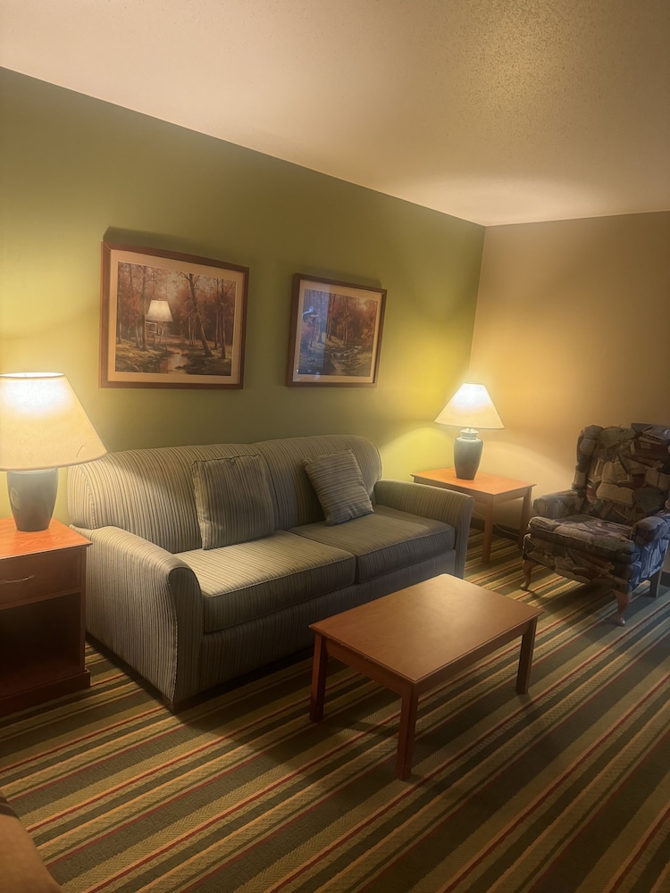 Super 8 by Wyndham Sparta - photo 29