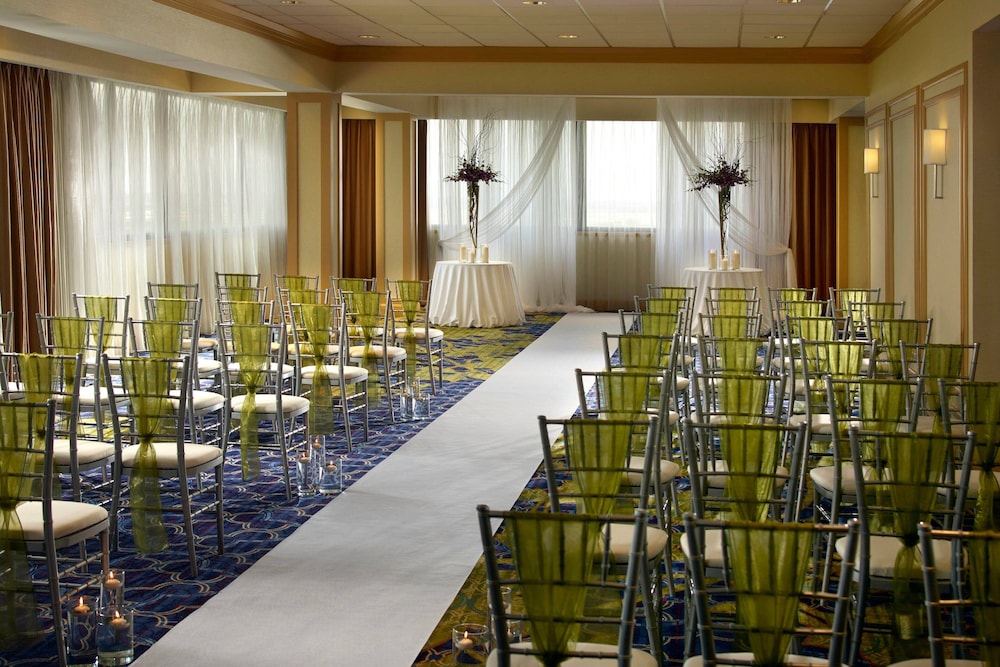 Atlanta Airport Marriott - photo 84