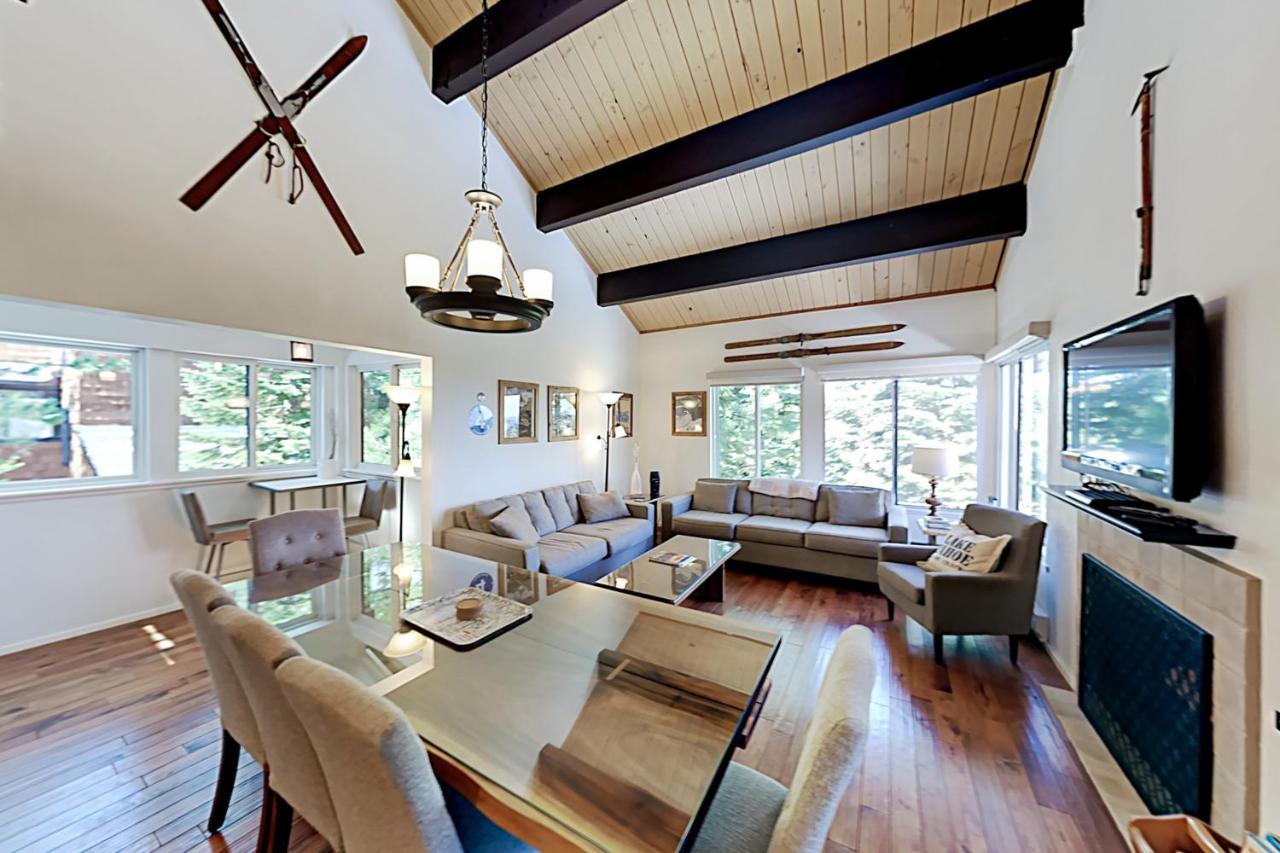 Ski Bowl Condos Unit 518 — 4-Star Luxury Hotel in Truckee, United States