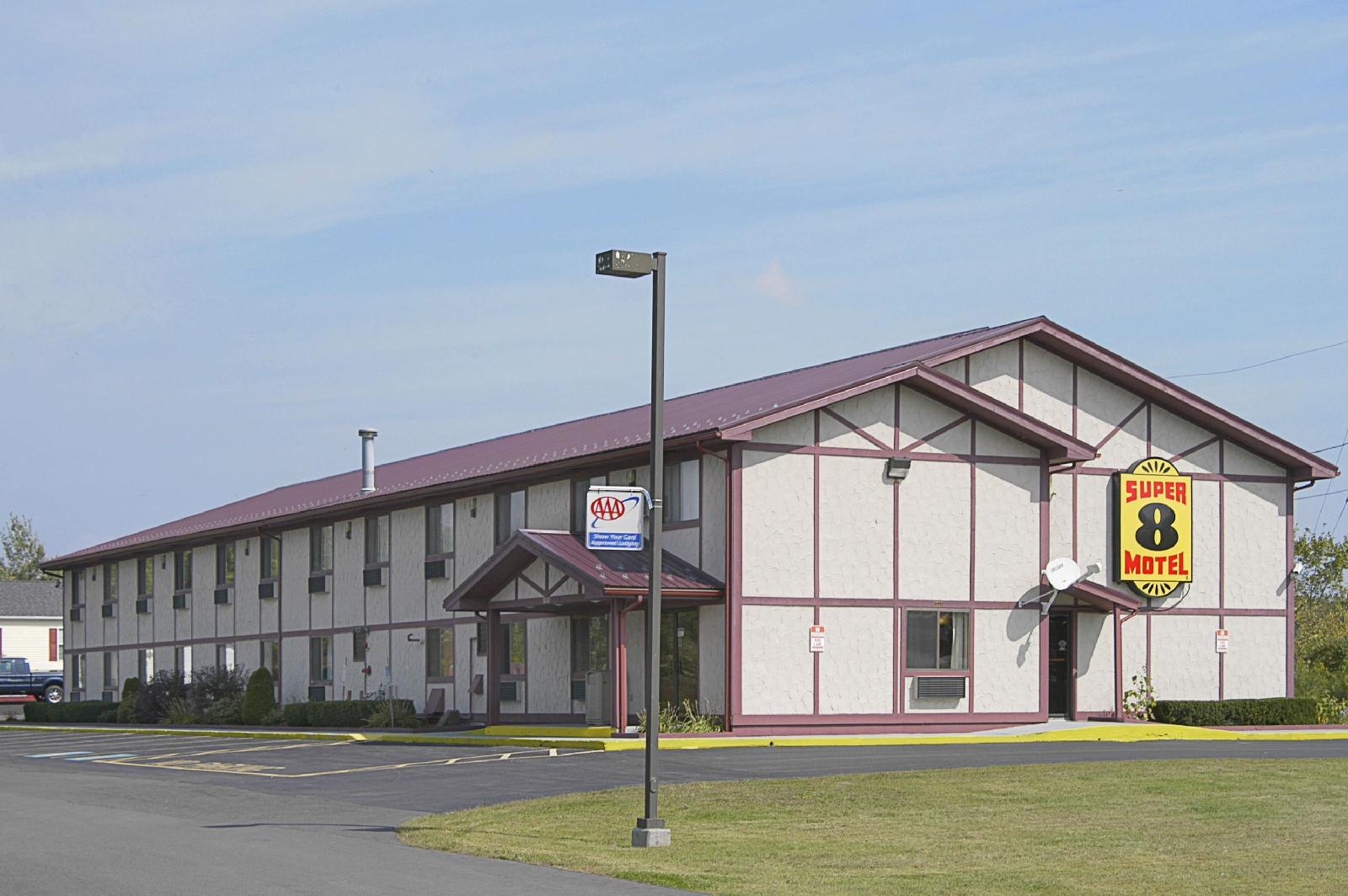 Super 8 by Wyndham Pulaski - photo 3