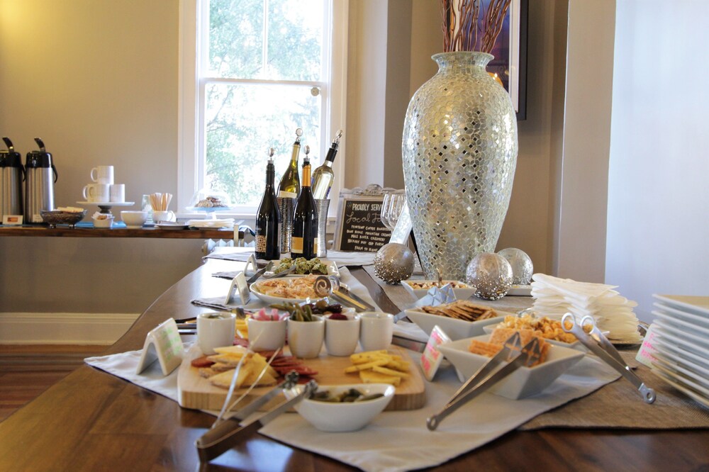Princess Anne Boutique Hotel - photo 40