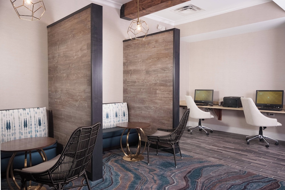Residence Inn by Marriott Fort Myers Sanibel - photo 26