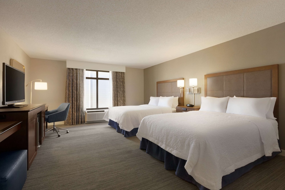 Hampton Inn & Suites Nashville Downtown - photo 16