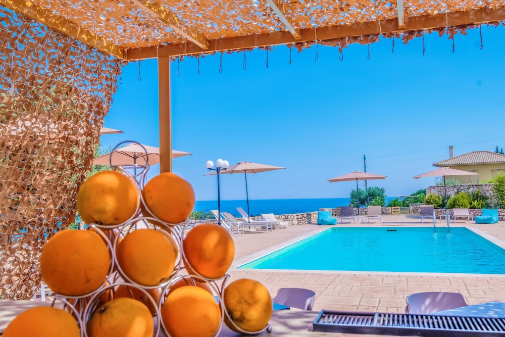 Hilltop Residences — 4-Star Luxury Hotel in Messini, Greece