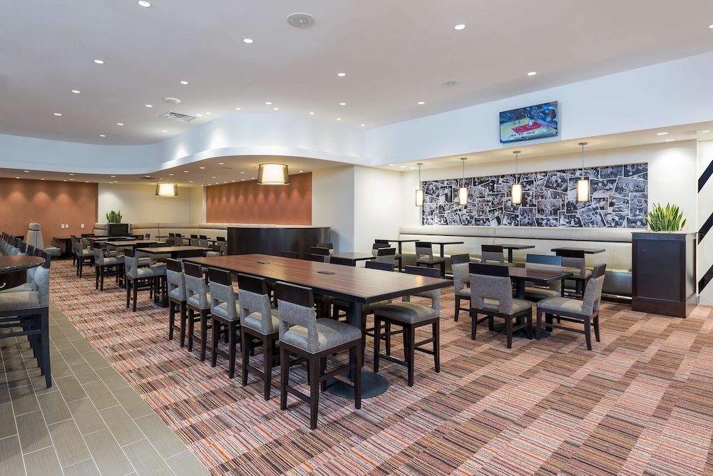 DoubleTree by Hilton Hotel Grand Rapids Airport - photo 54