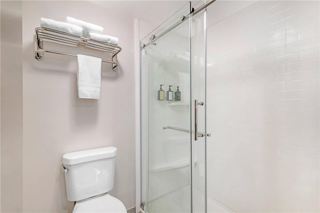 Keene Elm City Hotel an Ascend Collection Hotel - photo 16