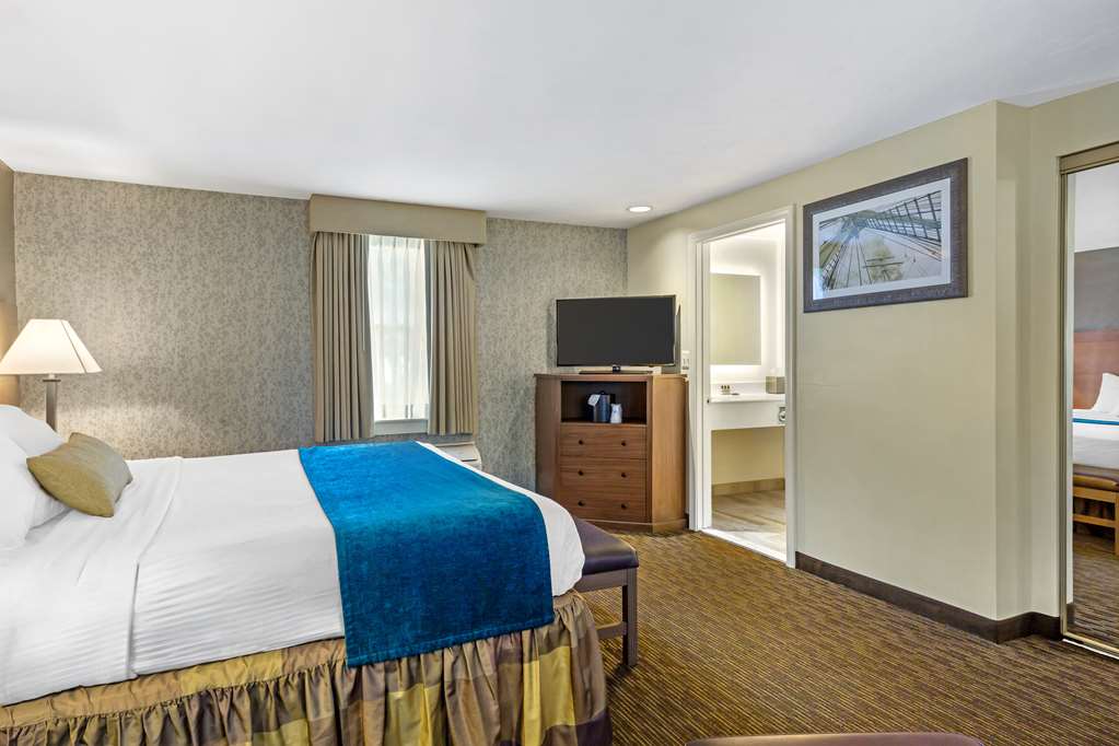 Best Western Plus Cold Spring - photo 23