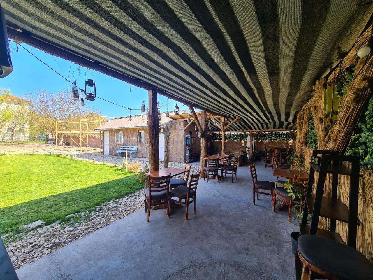 SupVamaVeche - carbon neutral hotel in Unknown City