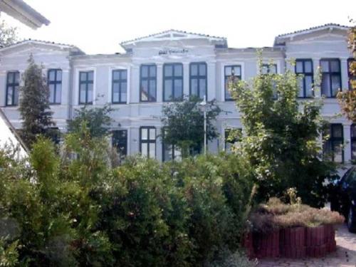 Ahlbeck Haus Ostpreussen WLA5 strandnah mit WLAN und Terrasse — 4-Star Luxury Hotel in Ahlbeck, Germany
