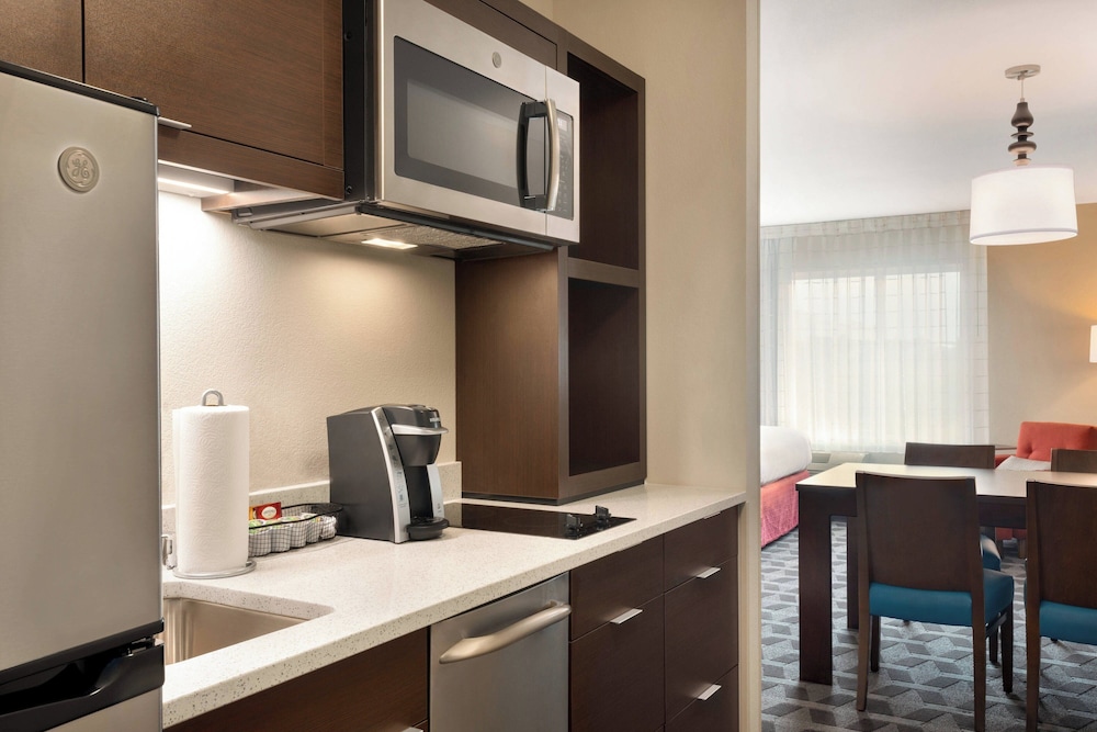 TownePlace Suites by Marriott Milwaukee Grafton - photo 8