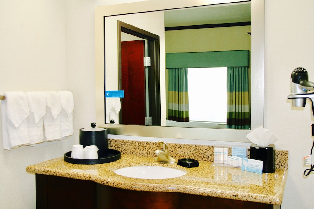 Hampton Inn & Suites San Antonio Northeast I 35 - photo 29