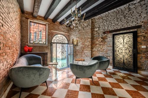 Apt Window on Venice — 4-Star Luxury Hotel in Venice, Italy