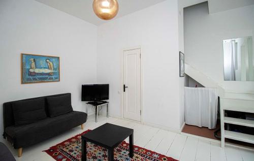 Cozy 1BR Apt In Heart of Old Tbilisi By Wehost