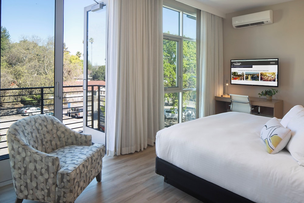Art House Hotel - photo 19