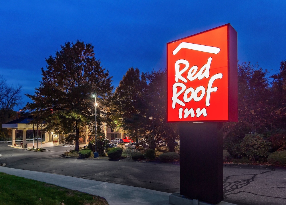 Red Roof Inn Meriden - photo 31