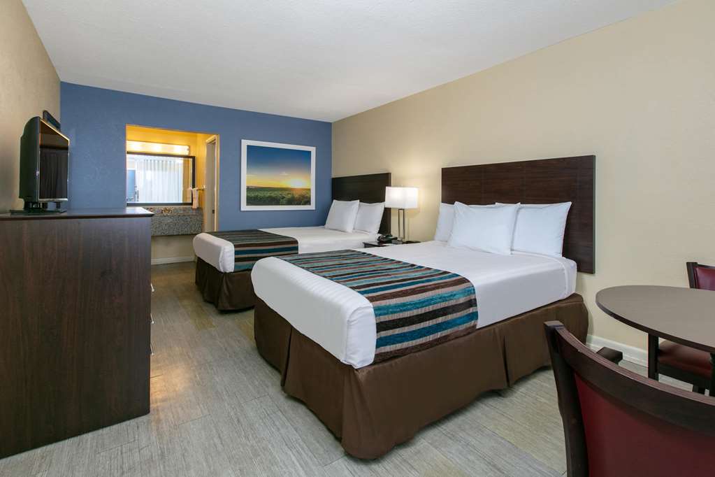 Days Inn by Wyndham Natchez - photo 13