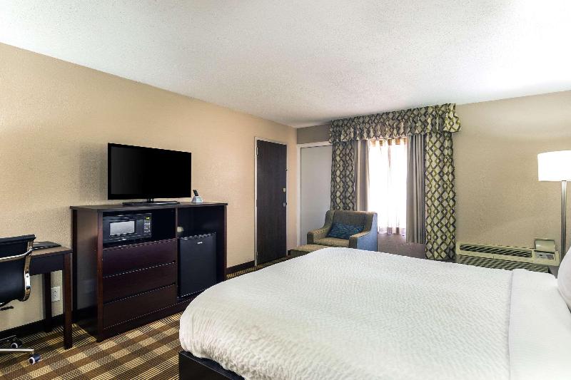 Pocono Inn & Banquet Stroudsburg - photo 32