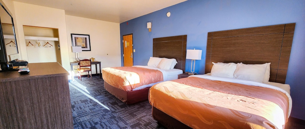 Helena Inn Airport - photo 9