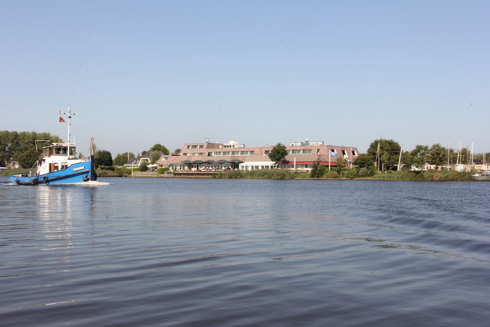 Hotel Zwartewater — hotel in Heerenveen