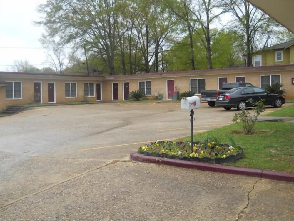 Hillside Motel - photo 45