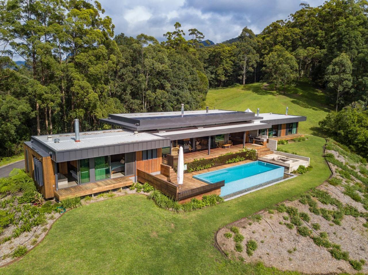 Tally Farm in Gold Coast, Australia