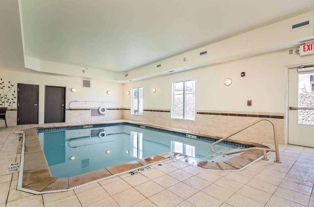 Sleep Inn & Suites Fort Scott - photo 19