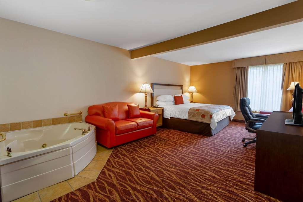Hawthorn Suites by Wyndham Allentown Fogelsville - photo 24