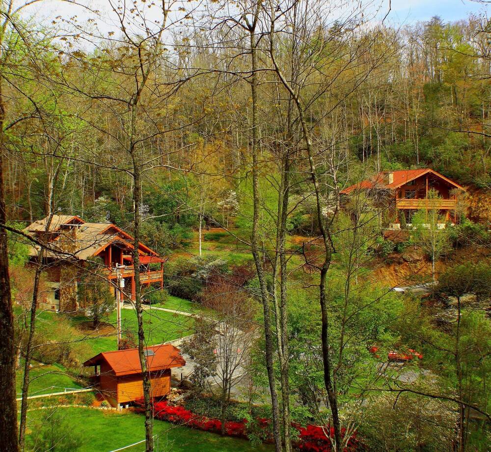 The Chalet Suites Boutique Hotel - photo 14