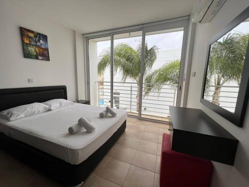 Crystal 12 Kapparis 3Bedroom Villa — 4-Star Luxury Hotel in Paralimni, Cyprus