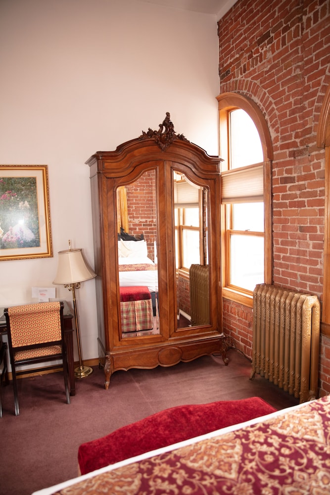 Victor Hotel - photo 37