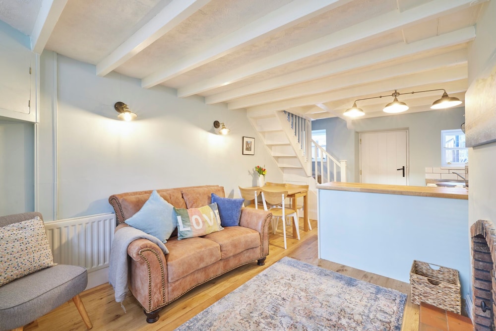 Host & Stay Honey Cottage — 4-Star Luxury Hotel in Saltburn-By-The-Sea, United Kingdom